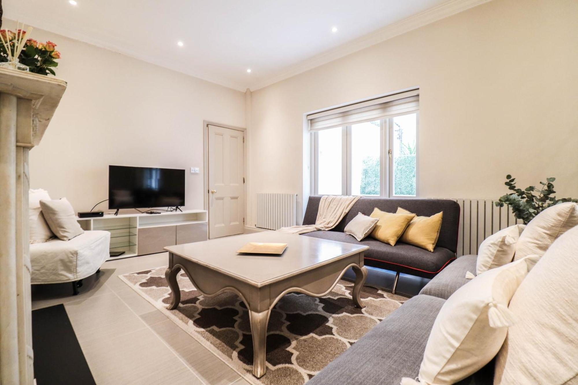 Appartement Elegant One-bedroom! Kensington Flat With Patio *