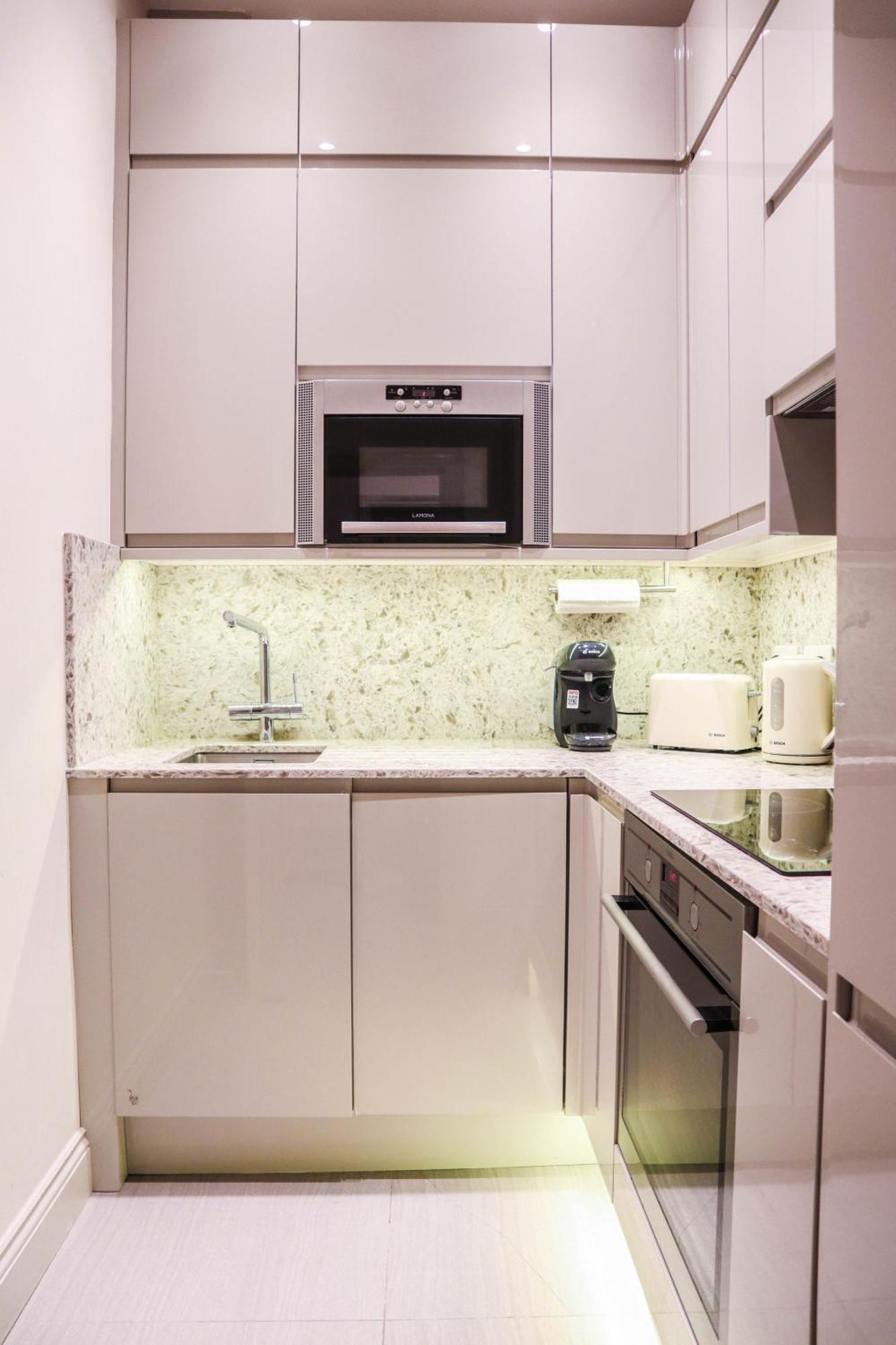 Appartement Elegant One-bedroom! Kensington Flat With Patio