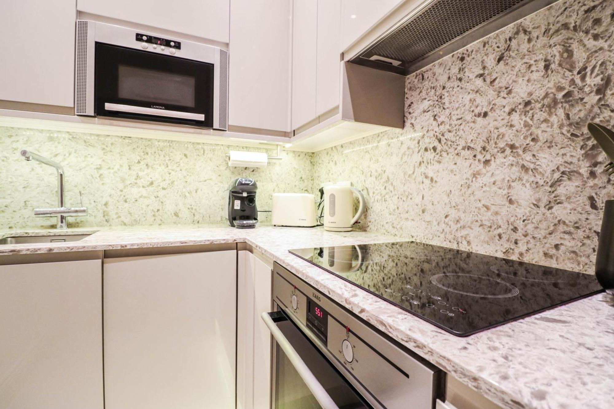 Elegant One-bedroom! Kensington Flat With Patio Appartement *